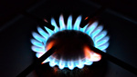 Un hornillo de gas encendido